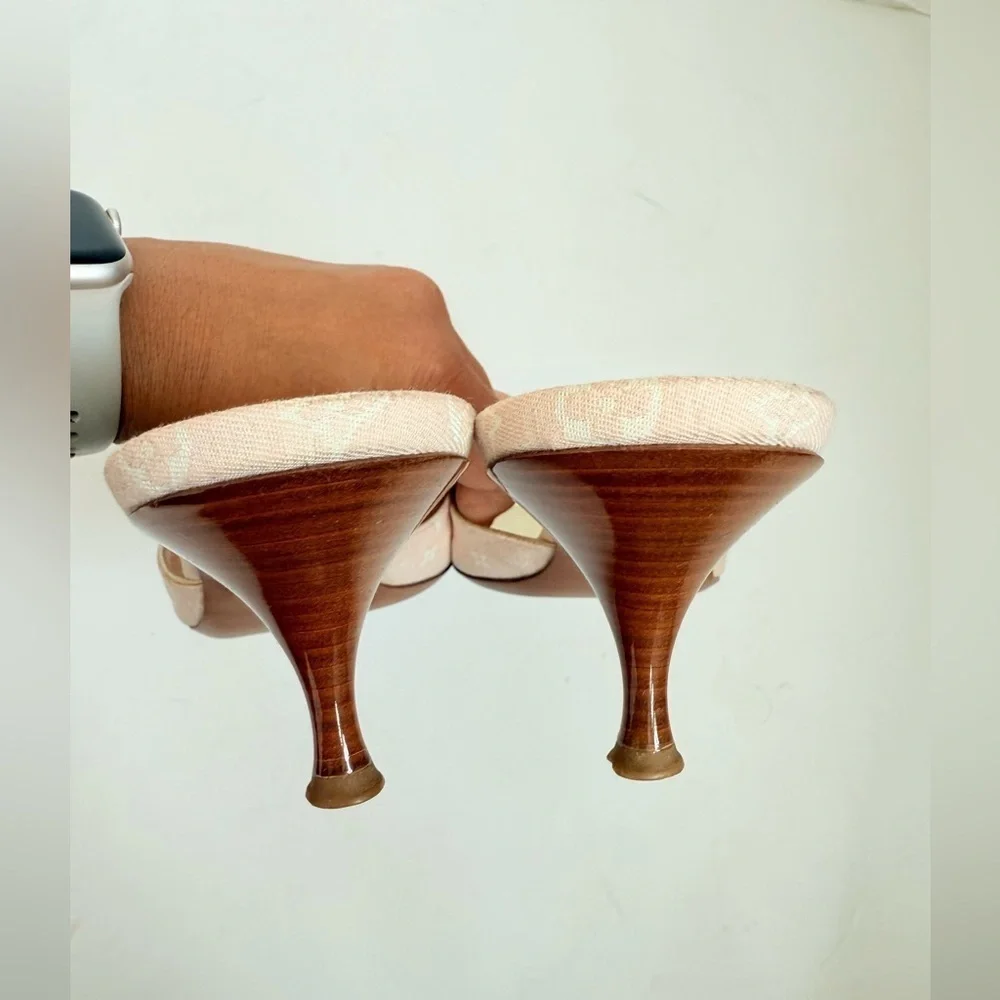 Louis Vuitton Vintage Leather Pink Gold Monogram Bowtie mid heel mules EU 40.5